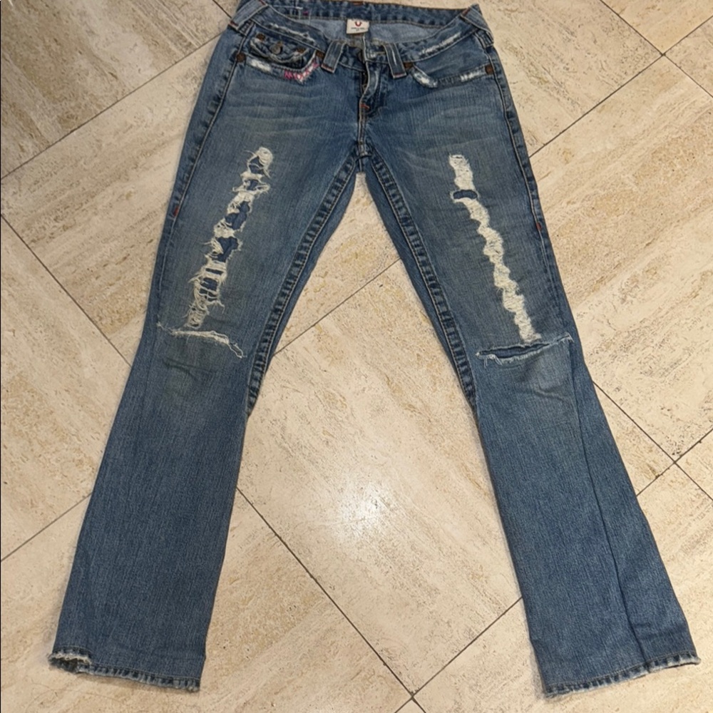 Vintage True religion jeans with unique flare & embellishments